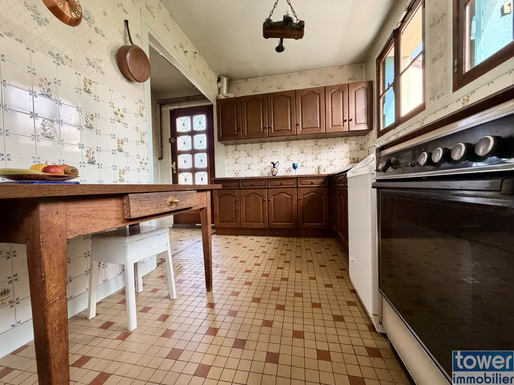Cuisine - Maison avec jardin et garage à Drancy