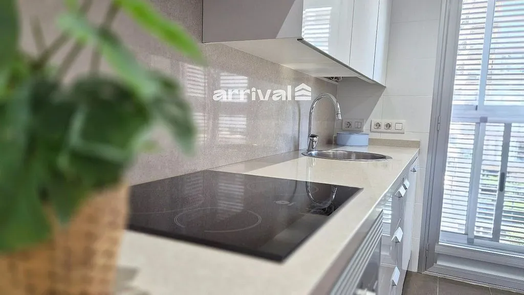 Cuisine - Modern Flat with Pool in Quatre Carreres