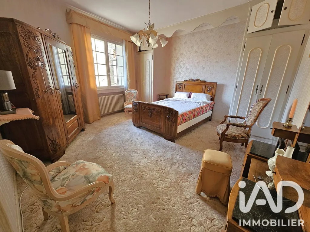 Chambres - Maison de Caractère avec Terrasse à Satillieu
