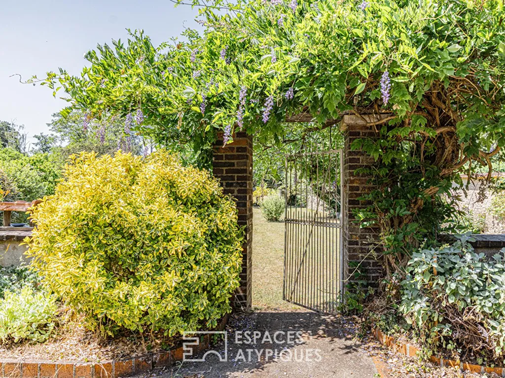 Jardin - Longère de Caractère avec Dépendances près de Paris