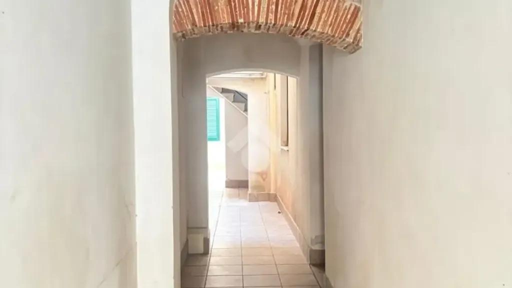 Esik - Duplex with Balcony in Trapani
