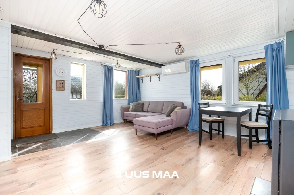 Elutuba - Modern Apartment with Sauna in Laulasmaa