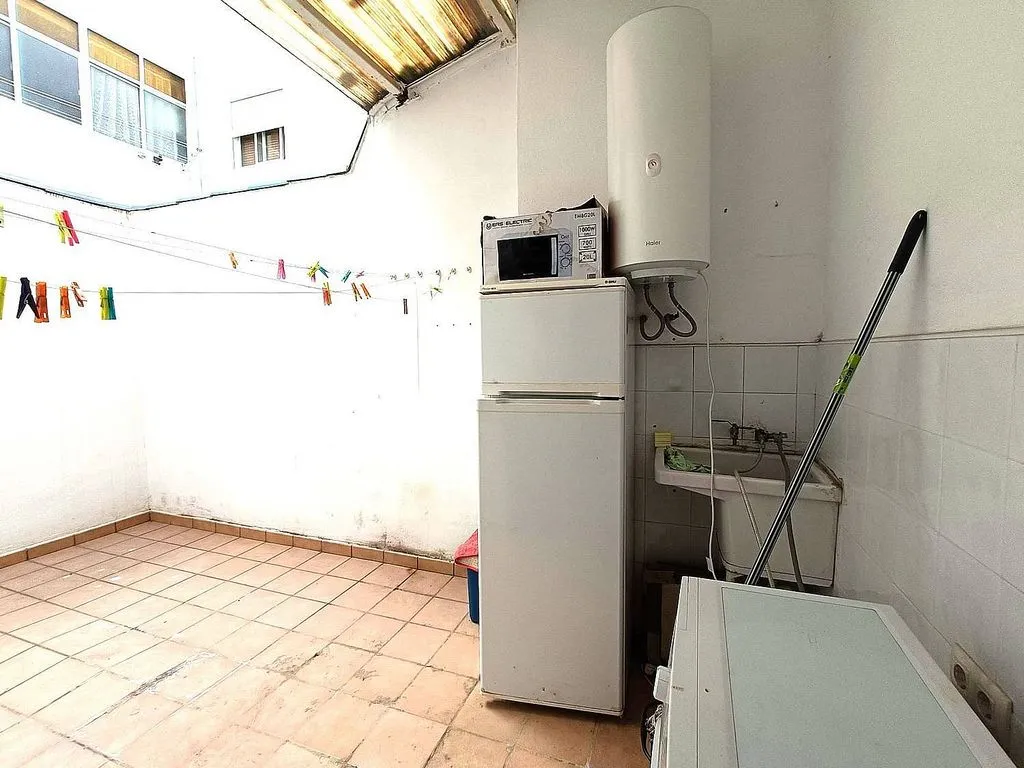 Lavanderia - Furnished Flat with Patio in Florida Alta