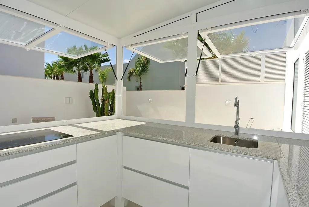 Cucina - Luxury Villa with Pool in La Marina