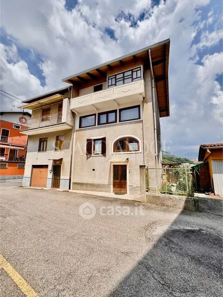 Extérieur - Terraced House with Balcony in Valdilana