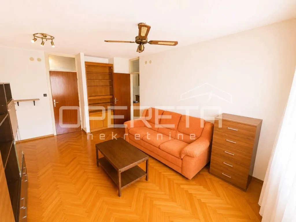 Soggiorno - One-Bedroom Apartment with Balcony in Split