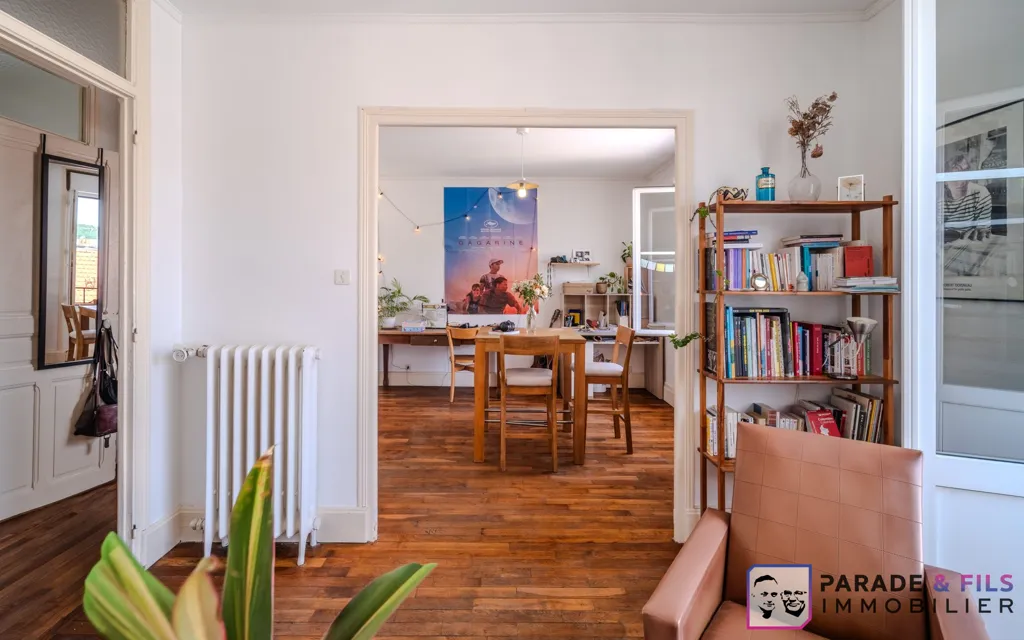 Söögituba - Art Deco Apartment with Balcony in Nancy