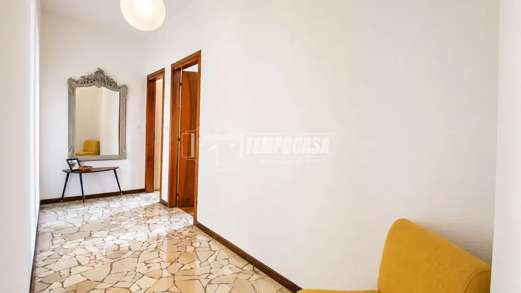 Ingresso - Duplex with Balcony in Milan