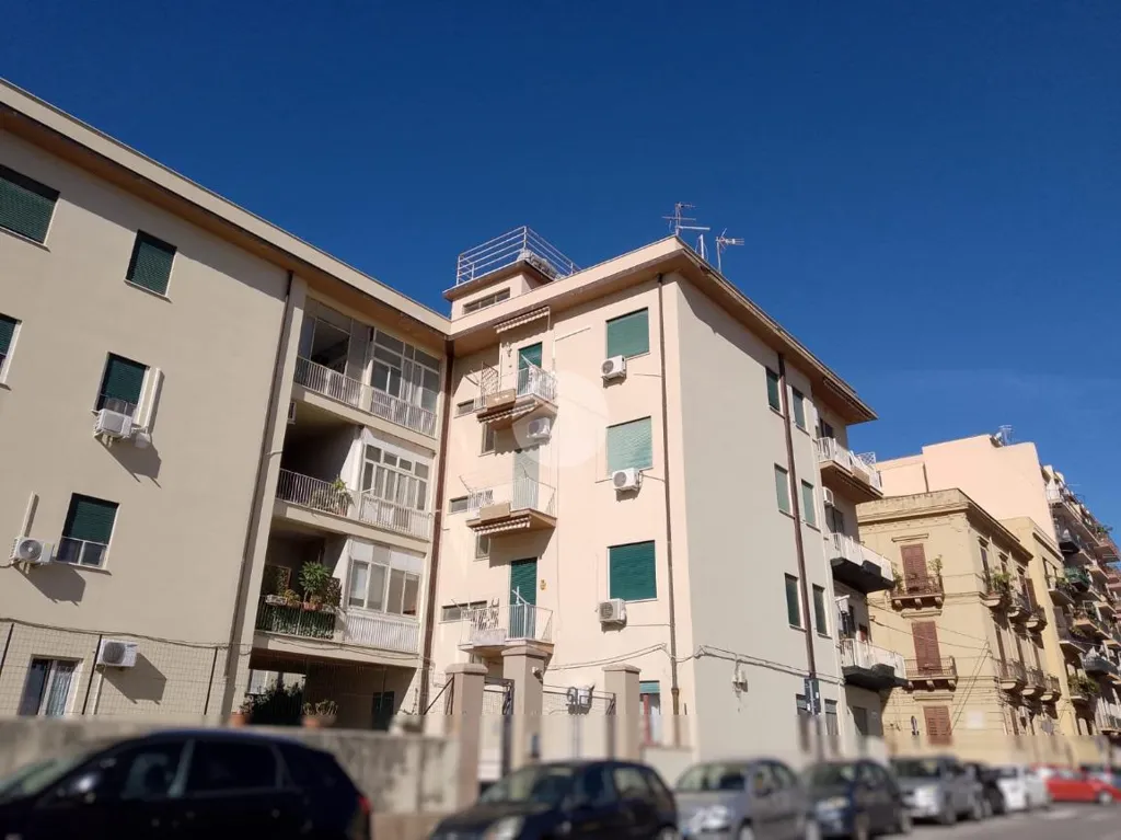Extérieur - Twin-Storey Apartment with Garden in Palermo