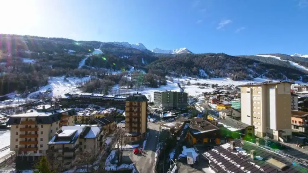 Balcony - Apartment with South View in Aprica