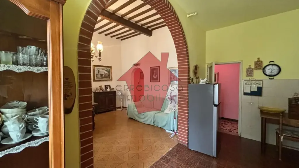 Entrée - Five-Bedroom Apartment with Garden in Empoli