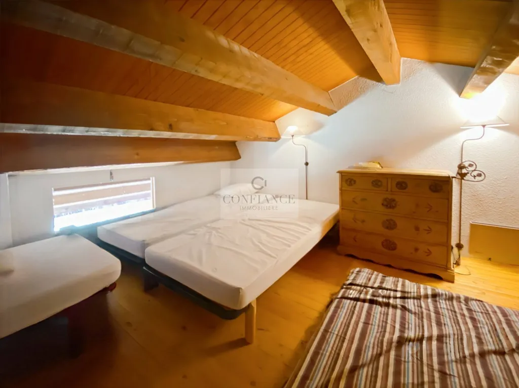 Stanze - Chalet-Style Flat with Terraces in Auron