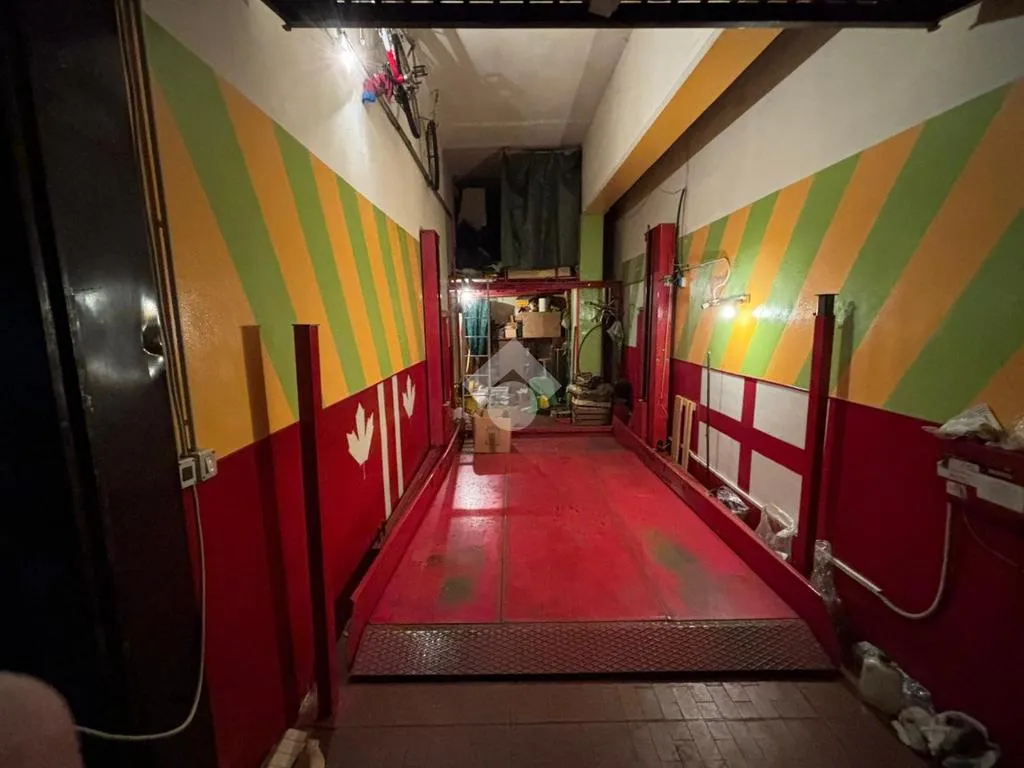 Hallway - Double Parking Space in Sondrio Zara, Milan