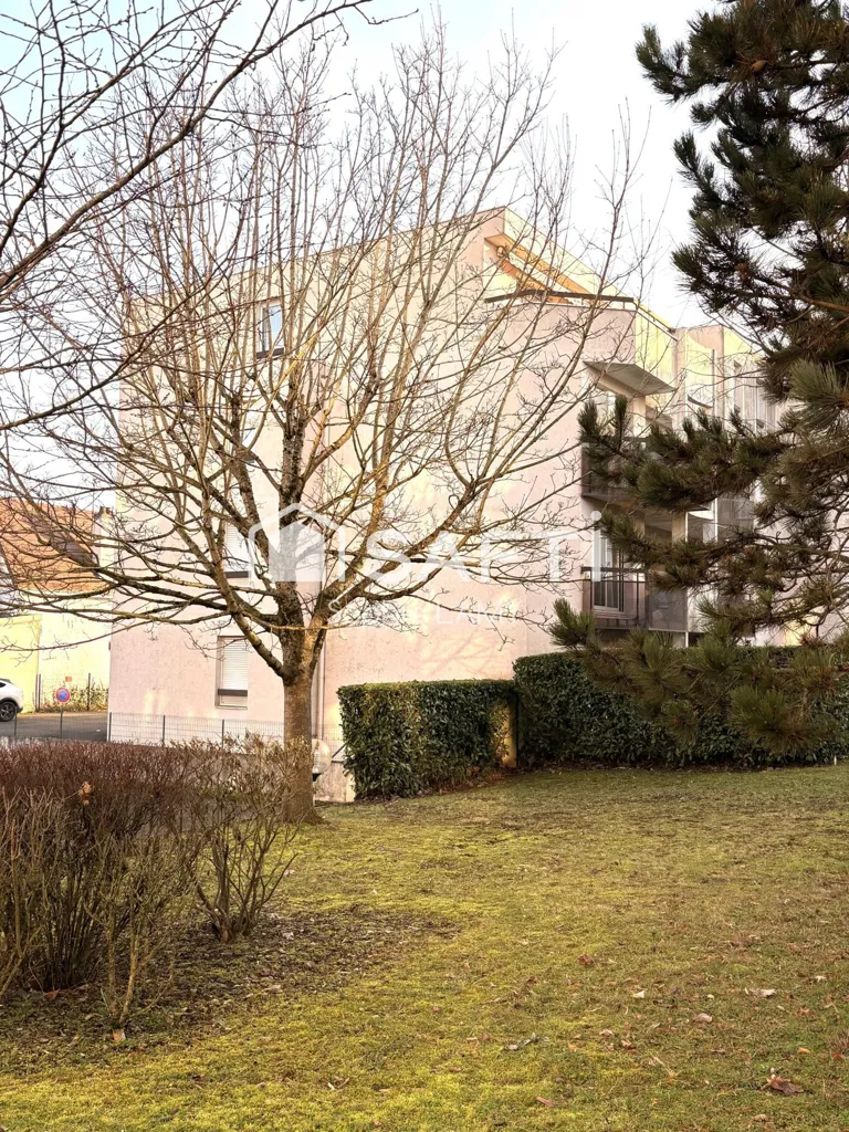 Aed - 4-Piece Apartment with West Terrace in Dijon