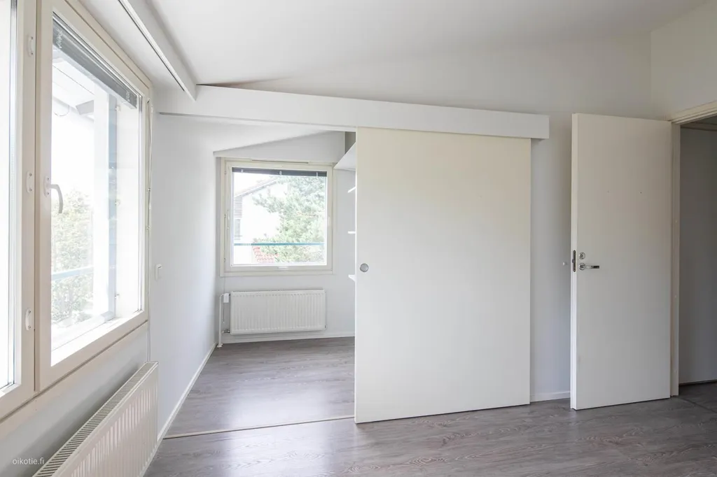 Rooms - Five-Bedroom Apartment with Sauna in Vuosaari