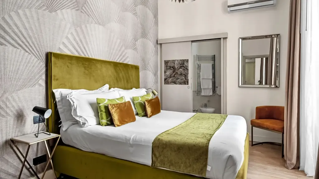Bedrooms - Fully Furnished Flat in Historic Centre, Naples