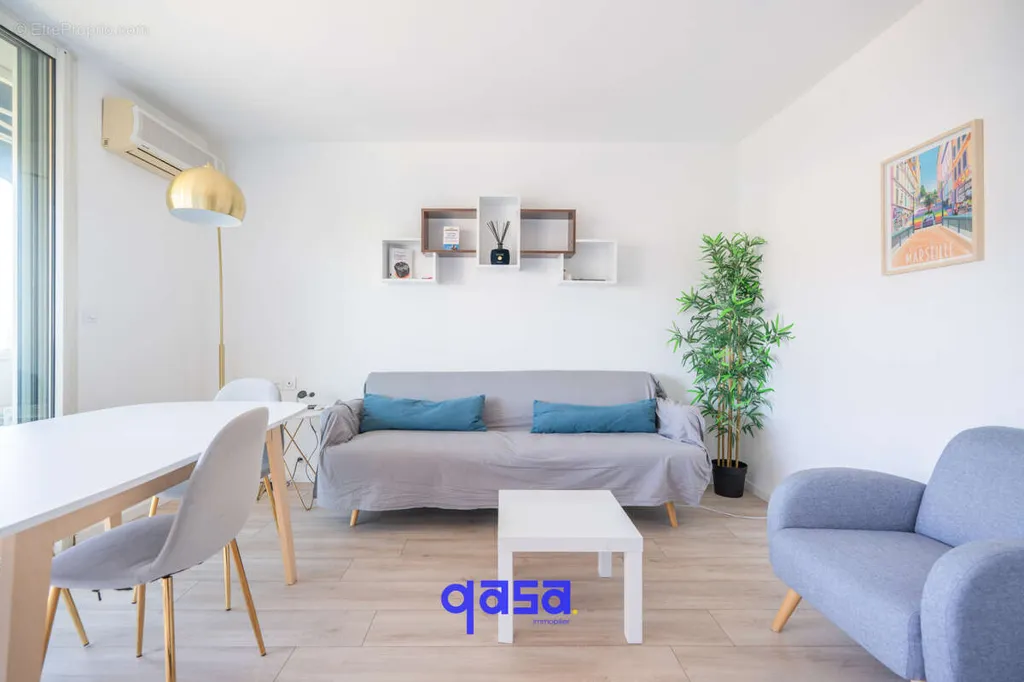 Elutuba - Renovated T3 with Balcony in Marseille