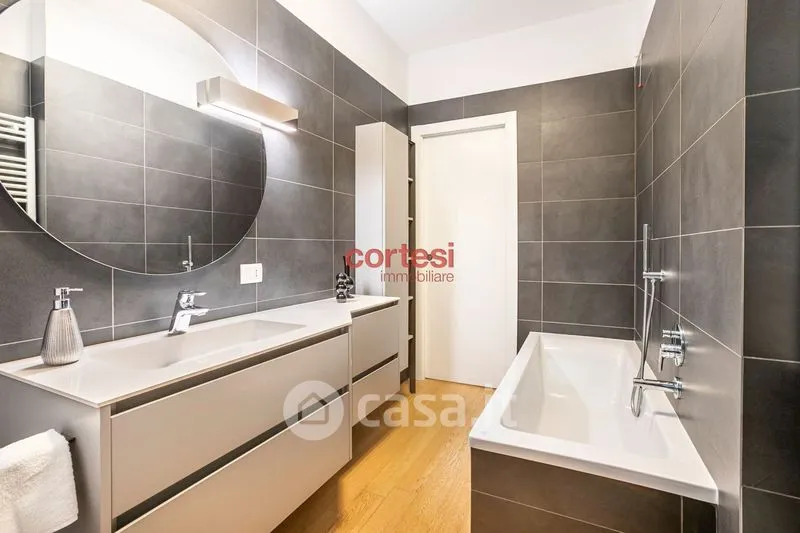 Vannitoad - Contemporary Apartment with Panoramic Terrace in Bergamo