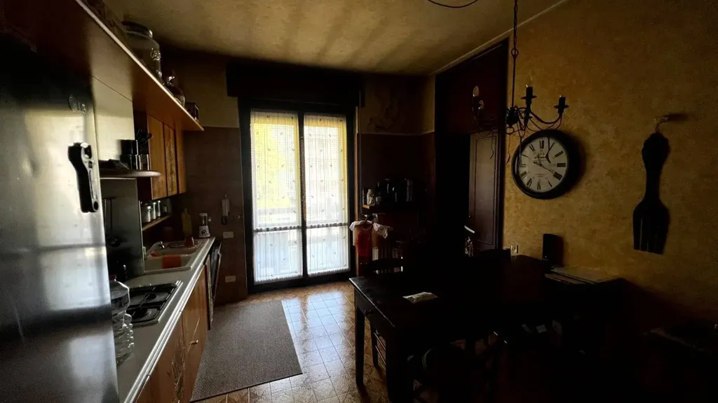 Köök - Villa with Edificabile Potential in Bernareggio