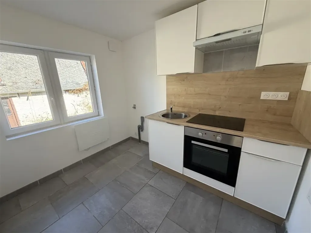 Cuisine - Appartement Lumineux 2 Pièces à Bouttencourt