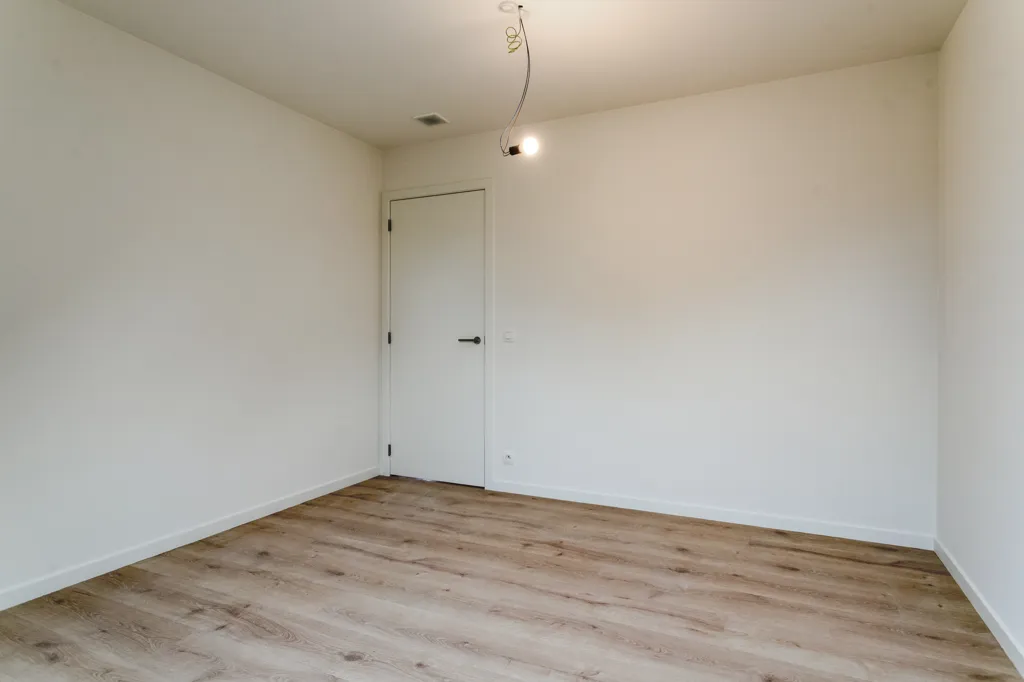 Rooms - Newly Built Apartment with Terrace in Desselgem Centre