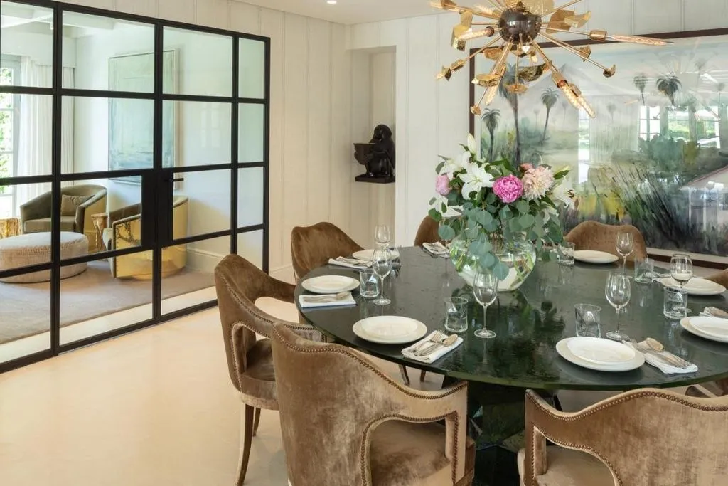 Söögituba - Luxury Villa with Golf Course View in Marbella