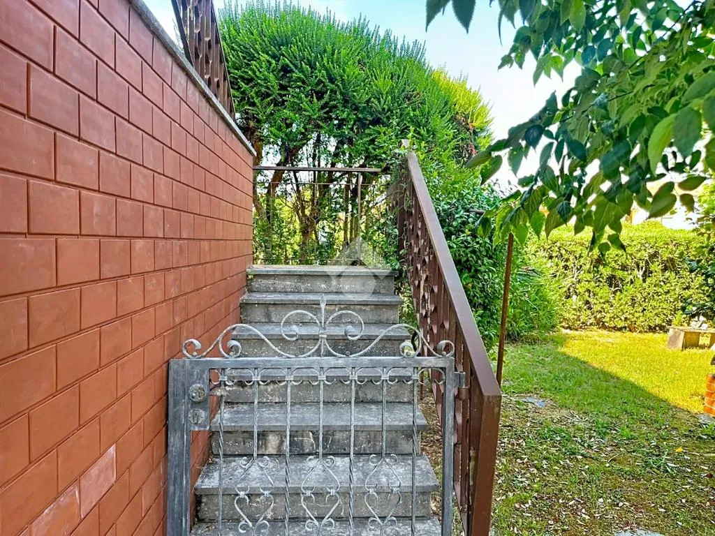 Pièces - Duplex Villa with Garden in Madonna dell'Acqua