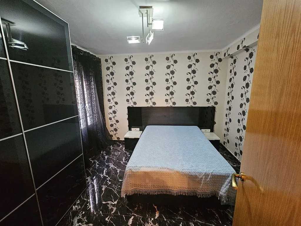 Chambres - Student-Friendly Flat with Balcony in Eixample