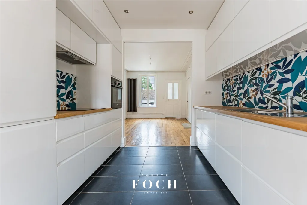 Cuisine - Appartement Duplex avec 4 Chambres à Nancy
