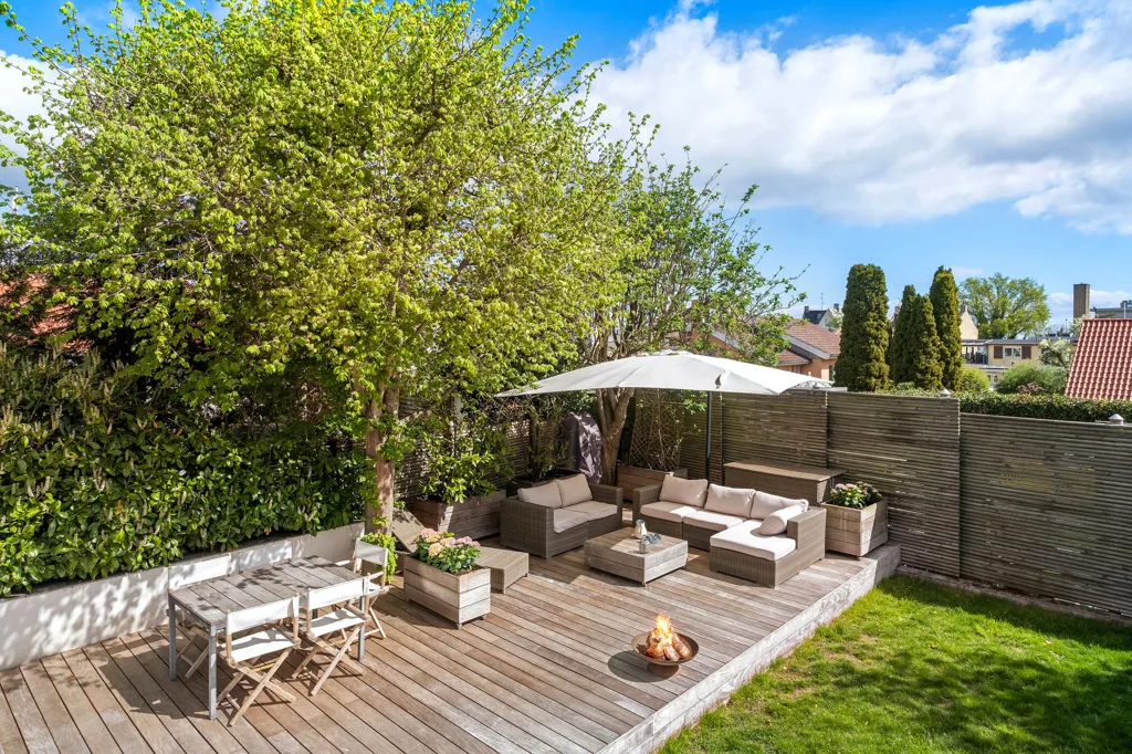 Jardin - Fenced Villa with Garden in Klampenborg