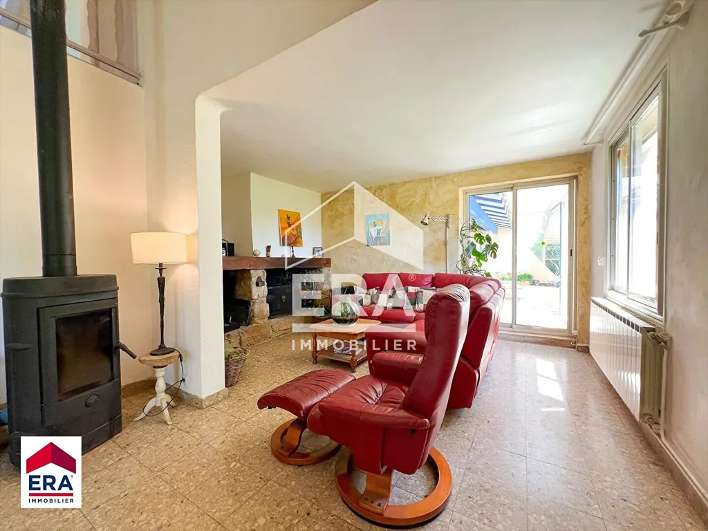 Soggiorno - Spacious House with Pool in Bédarrides