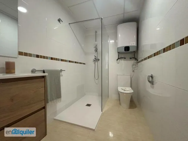 Salles de bain - Modern Flat with Office Kitchen in Burriana