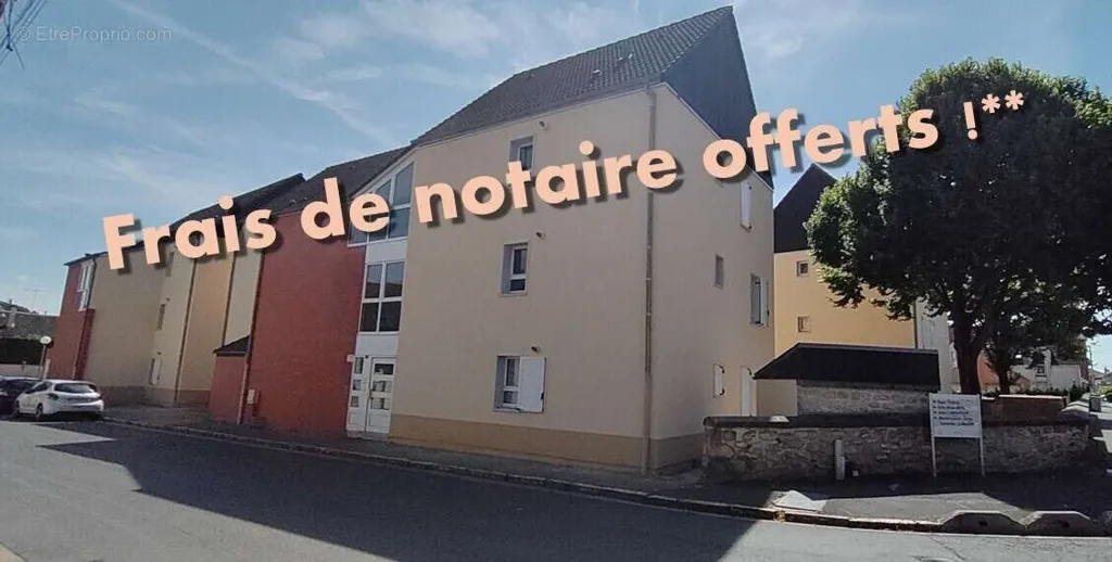 Exterior - Spacious Flat with Three Bedrooms in Bornel