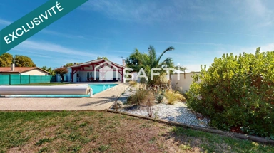 Garden - Detached House with Pool in La Brède