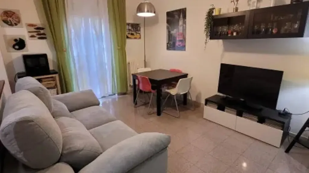 Séjour - Rusticated Two-Bedroom Apartment in Quinto Romano, Milan