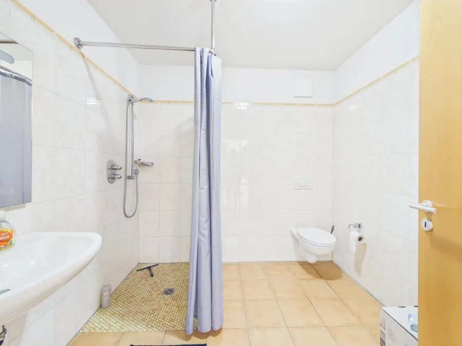 Salles de bain - Appartement 1 pièces à Trier