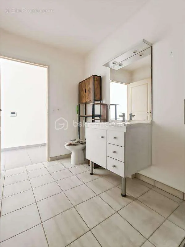 Salles de bain - Studio avec Jardin en Centre-Ville