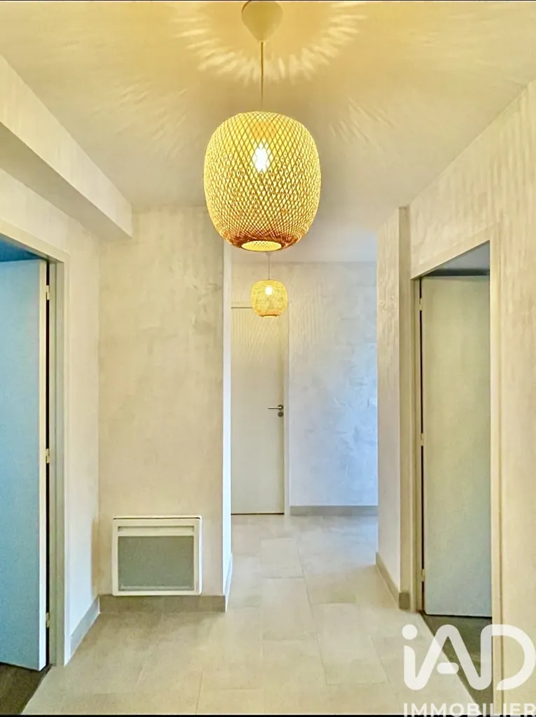 Esik - Belle Époque Apartment with Sea View in Saint-Raphaël