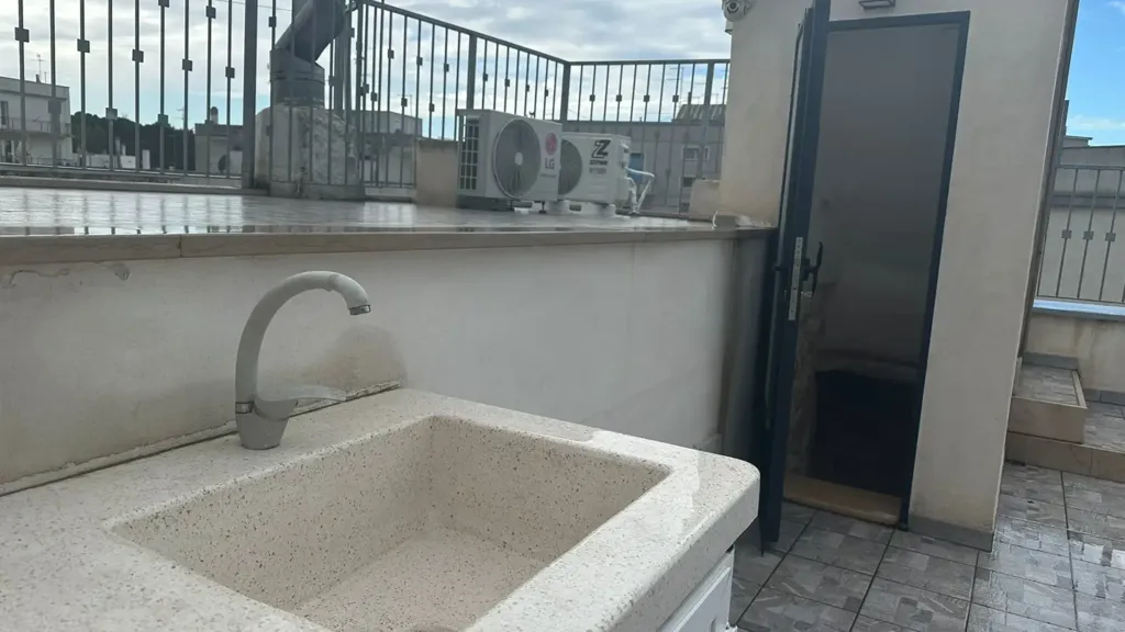 Rõdu - Rustic House with Terrace in Ostuni