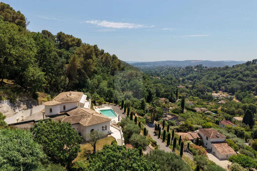 Vista aerea - Provençal Villa with Pool in Saint Paul de Vence