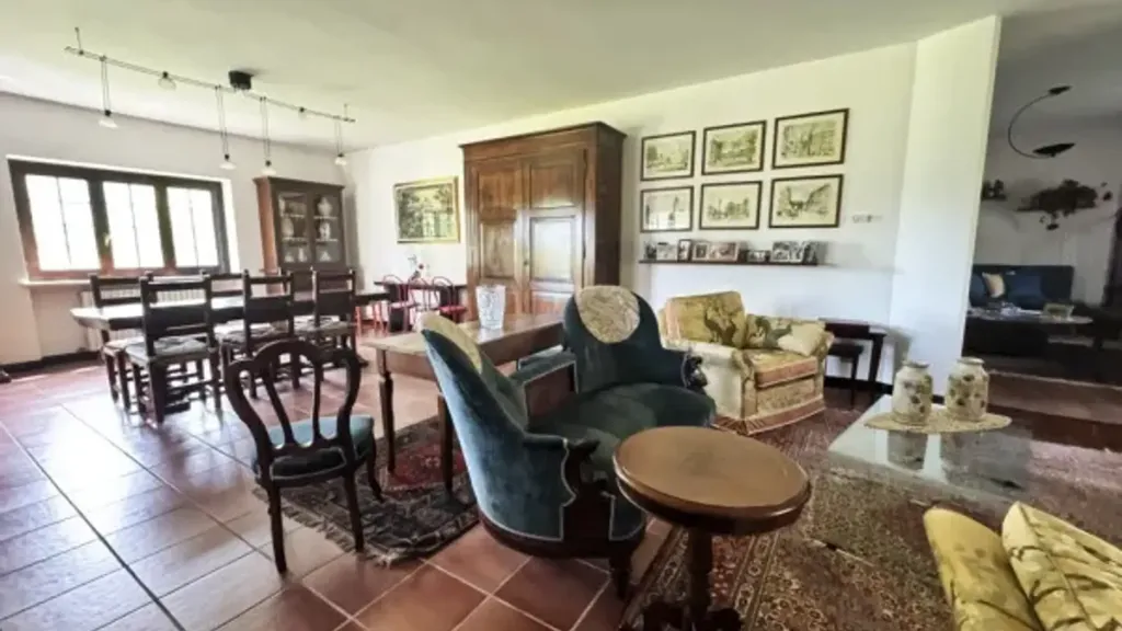 Sala da pranzo - Villa with Vineyard Garden in Rivanazzano