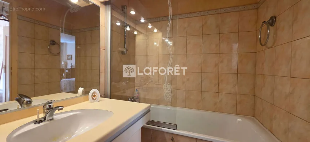 Salles de bain - Maison avec Jardin dans Résidence Sécurisée à Villetaneuse
