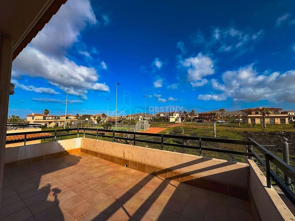 Balcon - Semi-detached Villa with Pool in Lajares