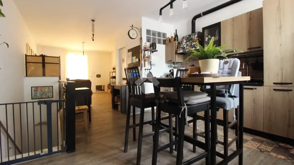 Kitchen - Terraced Apartment with Private Garden in Prato