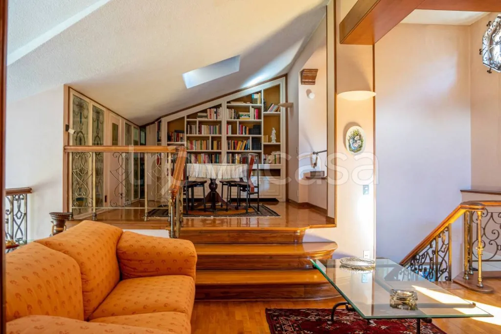 Séjour - Prestigious Apartment with Panoramic View in Turin