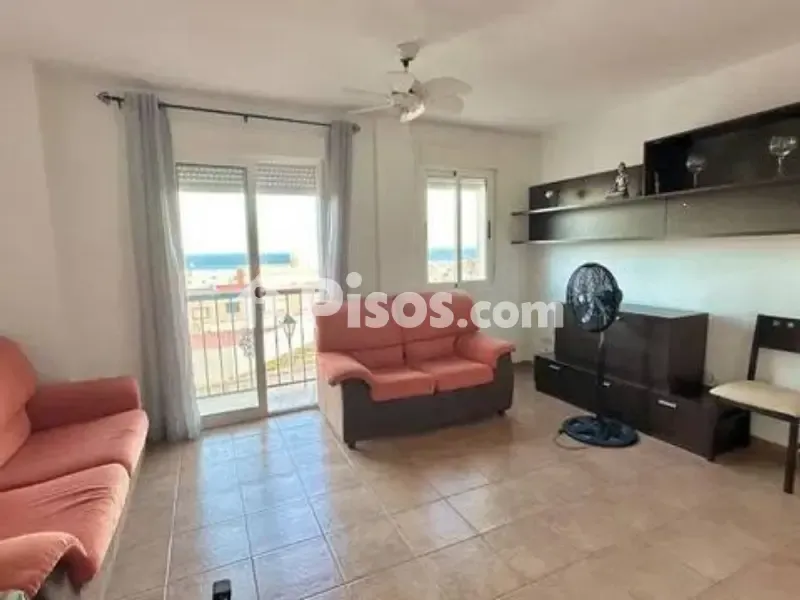 Elutuba - Two-Bedroom Apartment with South-Facing Light in Carboneras