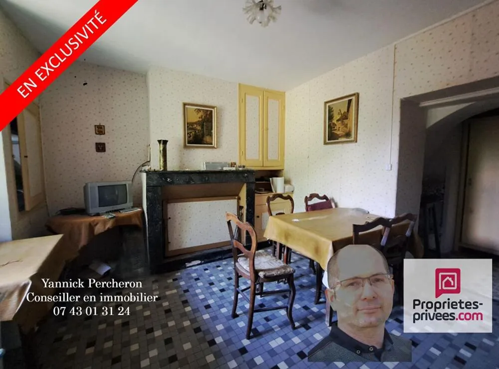 Salle à manger - Maison à Rénover avec Terrain Constructible à Noyant