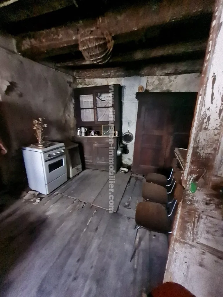 Cuisine - Maison à Rénover avec Vue Dégagée près de Jausiers