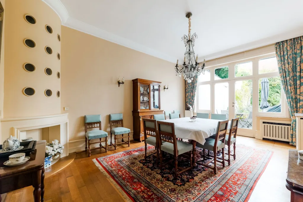 Salle à manger - Maison de Maître avec Jardin dans le Quartier des Fleurs à Schaerbeek