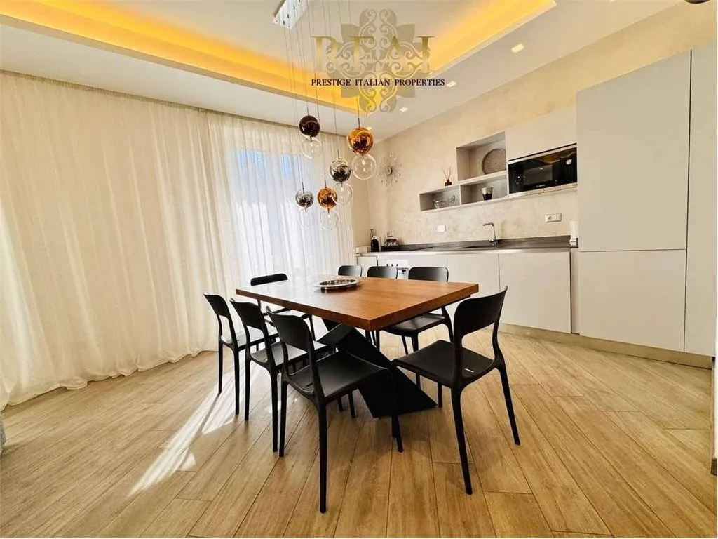 Salle à manger - Luxury Flat with Balcony in San Frediano, Florence